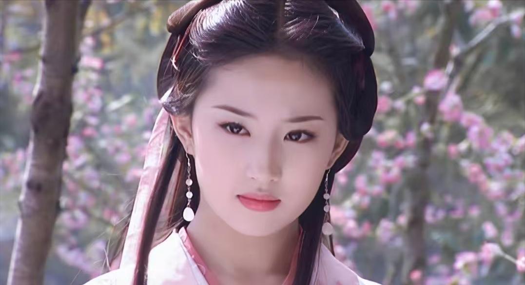 刘亦菲干爹包养谣言真相_刘亦菲谣言二十年_你知道那些明星黑料是什么,